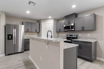 1909 Sanger Avenue, Waco, TX 76707 - Photo 5