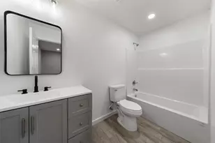 1909 Sanger Ave, Waco, TX 76707 - Photo 17