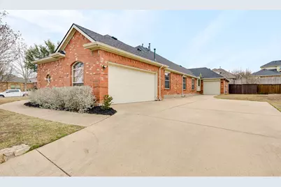 2631 Sicily Court, Grand Prairie, TX 75052 - Photo 33