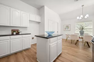 1213 Thistle Hl Trl, Weatherford, TX 76087 - Photo 9