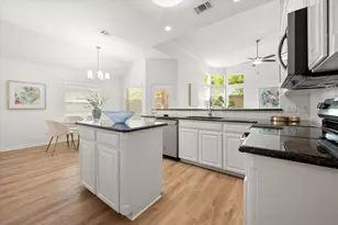 1213 Thistle Hl Trl, Weatherford, TX 76087 - Photo 7