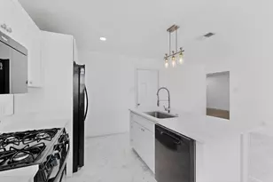 9526 Castlefield Dr, Dallas, TX 75227 - Photo 7