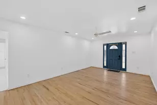 9526 Castlefield Dr, Dallas, TX 75227 - Photo 3