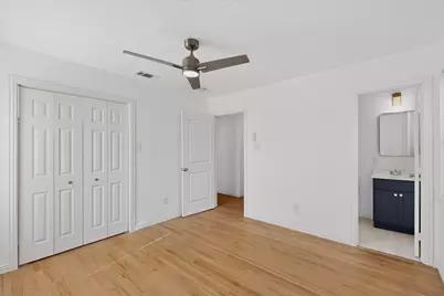 9526 Castlefield Drive, Dallas, TX 75227 - Photo 13