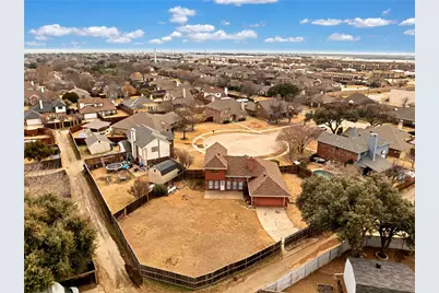 2094 Amber Court, Lewisville, TX 75067 - Photo 31