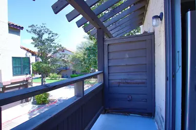 5757 E University Boulevard #23D, Dallas, TX 75206 - Photo 13