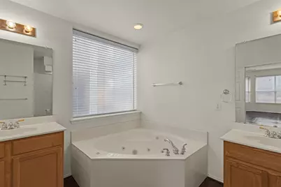 214 Forestview Road, Lake Dallas, TX 75065 - Photo 19