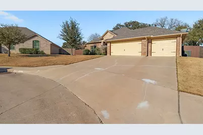 4412 Logan Circle, Granbury, TX 76049 - Photo 31