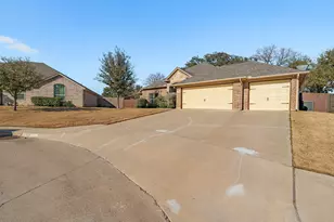 4412 Logan Cir, Granbury, TX 76049 - Photo 31