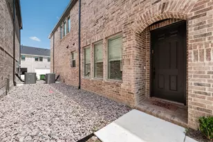 424 Parkside Dr, Argyle, TX 76226 - Photo 3