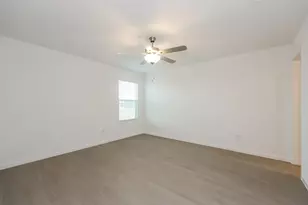 2737 Center Creek, Benbrook, TX 76108 - Photo 11