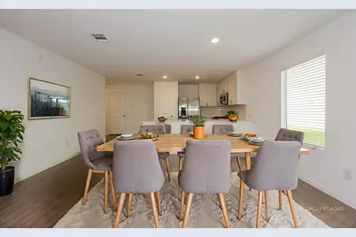 2737 Center Creek, Benbrook, TX 76108 - Photo 3