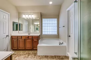 7124 Dry Creek Dr, Plano, TX 75025 - Photo 17