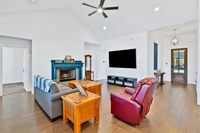 137 Gardenia Drive, Azle, TX 76020 - Photo 5