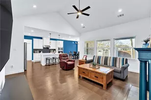 137 Gardenia Dr, Azle, TX 76020 - Photo 7