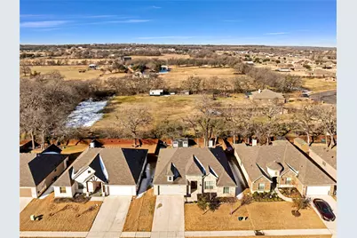 137 Gardenia Drive, Azle, TX 76020 - Photo 31