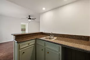 701 Rocky Canyon Rd, Arlington, TX 76012 - Photo 25