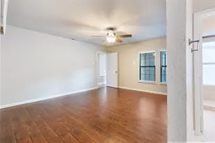 9611 Baseline Dr, Dallas, TX 75243 - Photo 11