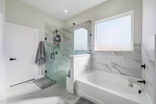 4033 Hammerly Dr, Dallas, TX 75212 - Photo 13