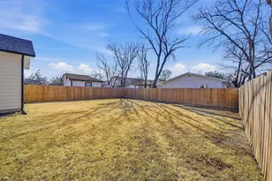 4033 Hammerly Dr, Dallas, TX 75212 - Photo 21