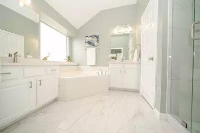 708 Meadow Springs Drive, Glenn Heights, TX 75154 - Photo 15