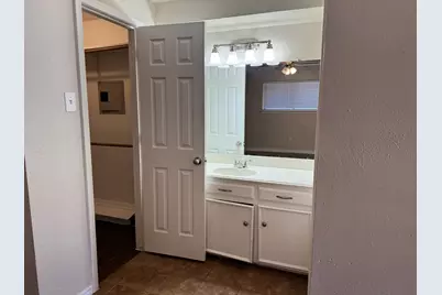 705 Kingsbridge Drive, Garland, TX 75040 - Photo 17