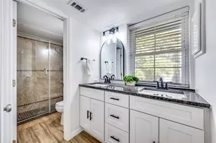 9910 Royal Ln, Dallas, TX 75231 - Photo 19