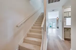 9910 Royal Ln, Dallas, TX 75231 - Photo 13