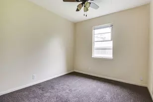 420 Vicki Pl, Hurst, TX 76053 - Photo 9