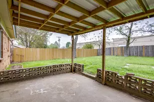 420 Vicki Pl, Hurst, TX 76053 - Photo 11