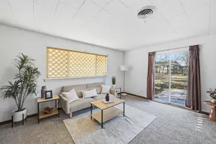 400 McKown Dr, Mansfield, TX 76063 - Photo 5