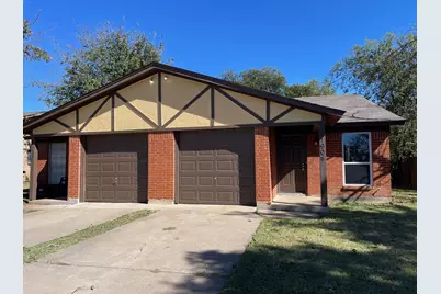 1904 Starling Court, Cleburne, TX 76033 - Photo 1
