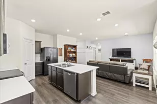 11236 W Pond Dr, Savannah, TX 76227 - Photo 13