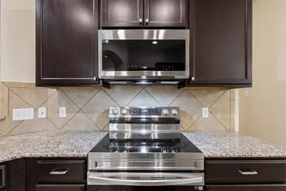 6512 La Sol Lane, Waco, TX 76712 - Photo 11