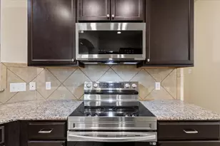 6512 La Sol Ln, Waco, TX 76712 - Photo 11