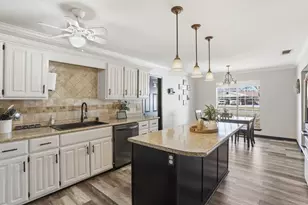 1050 Post Oak Ln, Reno, TX 75462 - Photo 9