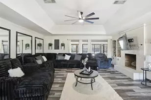 1050 Post Oak Ln, Reno, TX 75462 - Photo 5