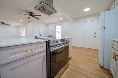 4425 Hilltop Street, Dallas, TX 75227 - Photo 5