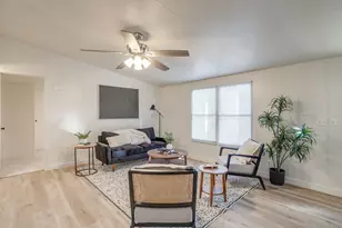 4201 Green Ridge Ln, Alvarado, TX 76009 - Photo 7