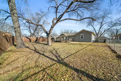 712 W Knox Street, Ennis, TX 75119 - Photo 23