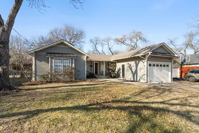 712 W Knox Street, Ennis, TX 75119 - Photo 1