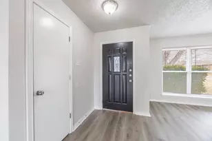 2201 Rockbluff Dr, Rowlett, TX 75088 - Photo 3