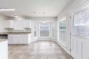 2201 Rockbluff Dr, Rowlett, TX 75088 - Photo 9