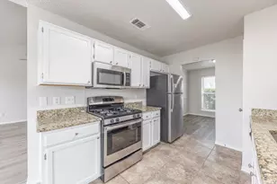 2201 Rockbluff Dr, Rowlett, TX 75088 - Photo 7