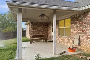 402 Calvary Dr, Euless, TX 76040 - Photo 19