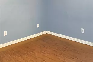 402 Calvary Dr, Euless, TX 76040 - Photo 9