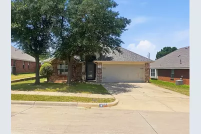 402 Calvary Drive, Euless, TX 76040 - Photo 1