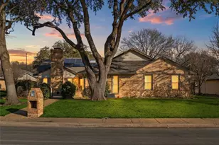 322 N Greenstone Ln, Duncanville, TX 75116 - Photo 1