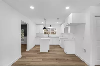 4509 Quails Lane, Fort Worth, TX 76119 - Photo 3