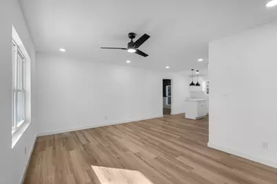 4509 Quails Lane, Fort Worth, TX 76119 - Photo 13